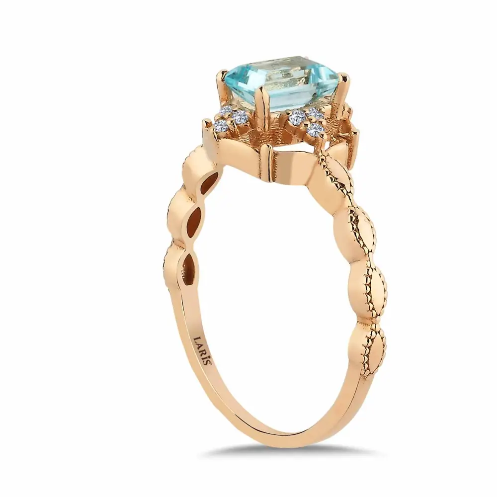 0,73 Karat Pırlantalı Vintage Sky Blue Topaz Yüzük