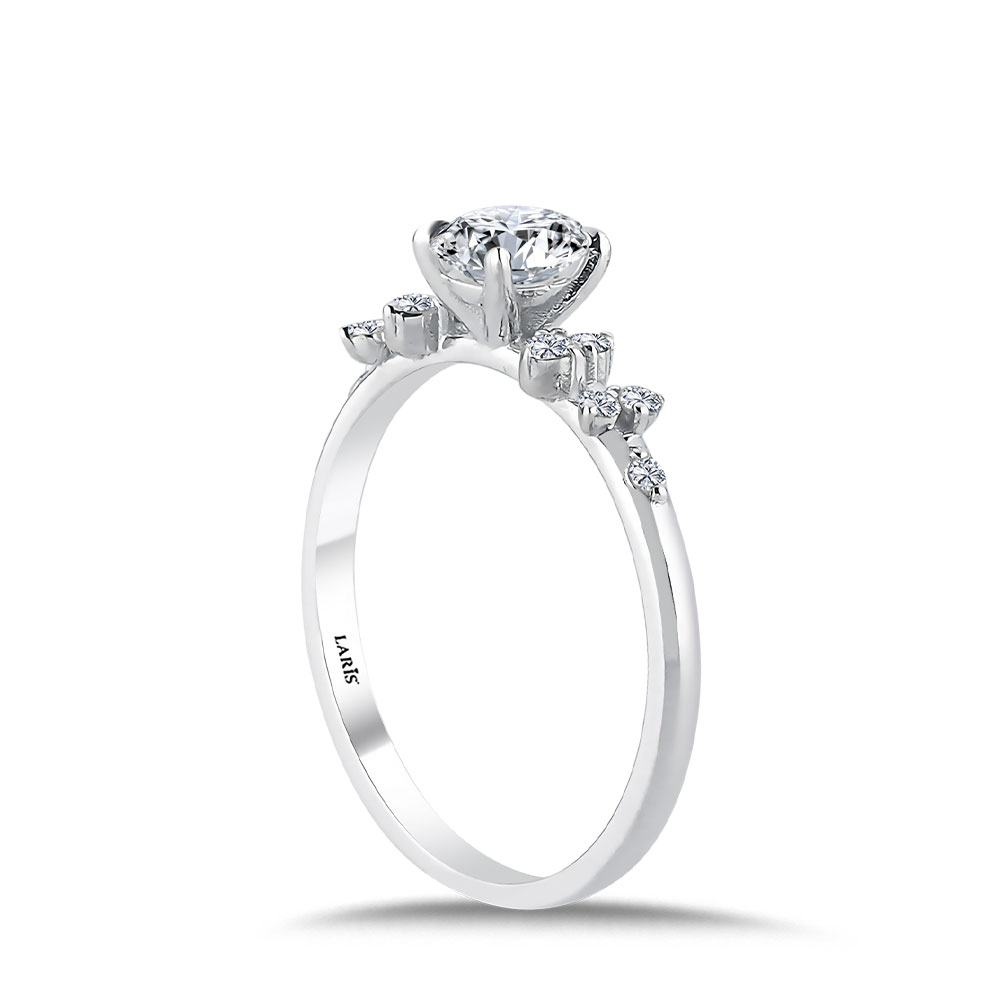 Özel Tasarım Yüzükler 0,65 Karat Pırlanta Oval Kesim Tektas Yüzük