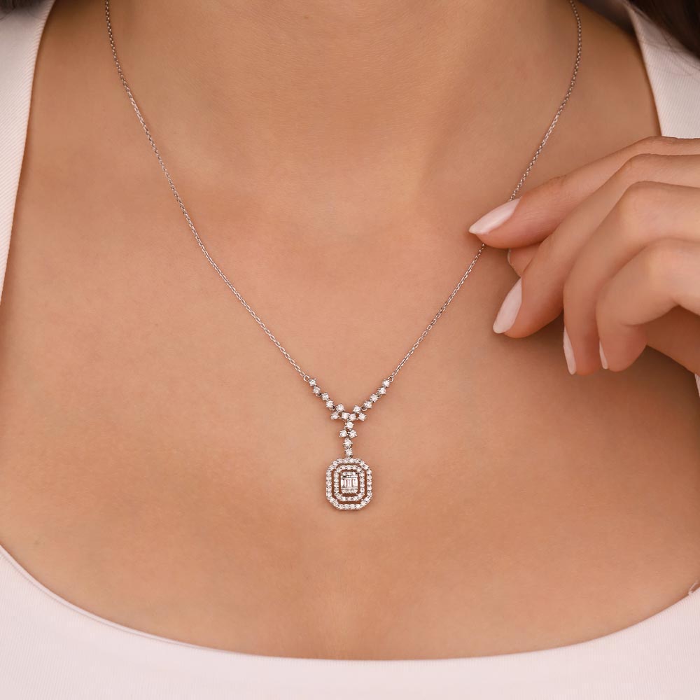 0,80 Karat Pırlanta Özel Tasarım Baget Kolye