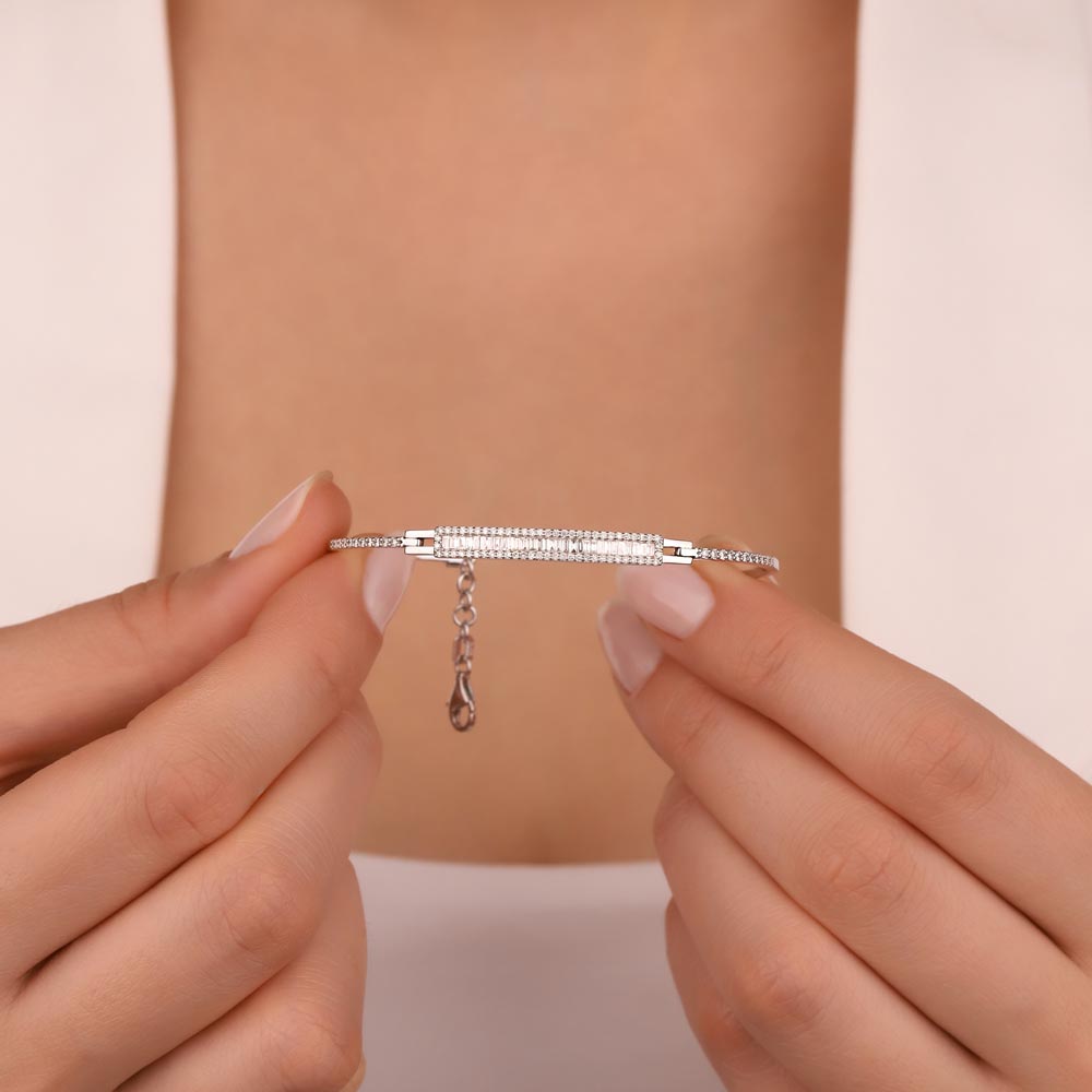 0,67 Karat Pırlanta Özel Tasarım Baget Kelepçe Bileklik