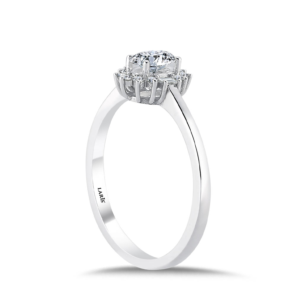 0,42 Karat Pırlanta Oval Kesim Halo Tektaş