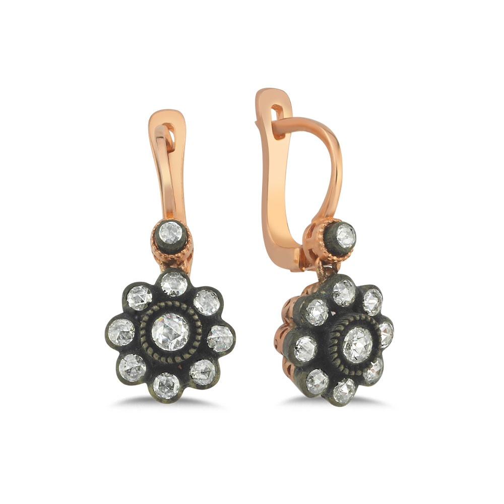 0,68 Karat Elmas Gül Küpe