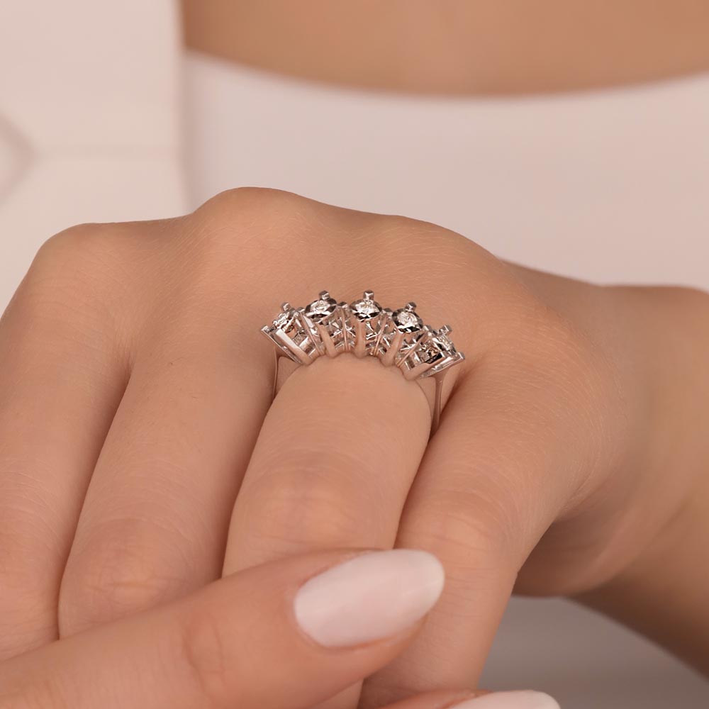 Beştaş Yüzükler 0.15 Karat Pırlanta Kalem İşlemeli Beştaş Yüzük