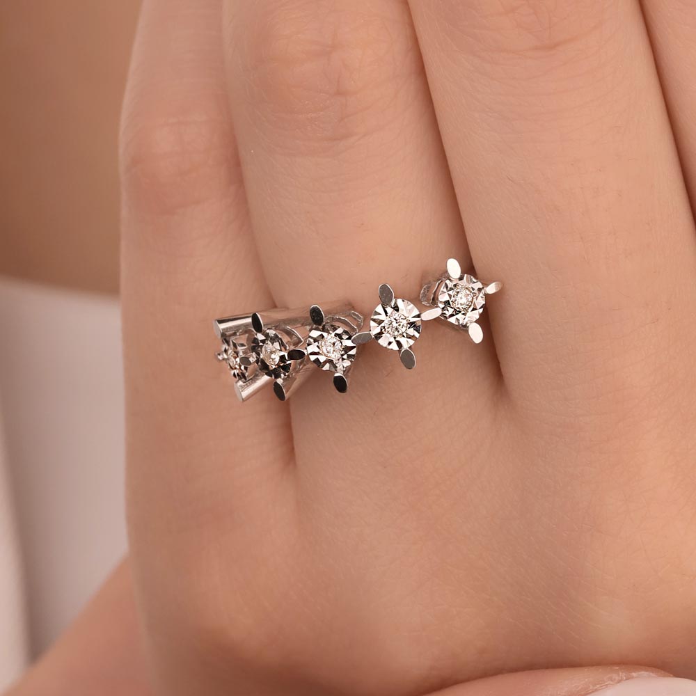 Beştaş Yüzükler 0.15 Karat Pırlanta Kalem İşlemeli Beştaş Yüzük