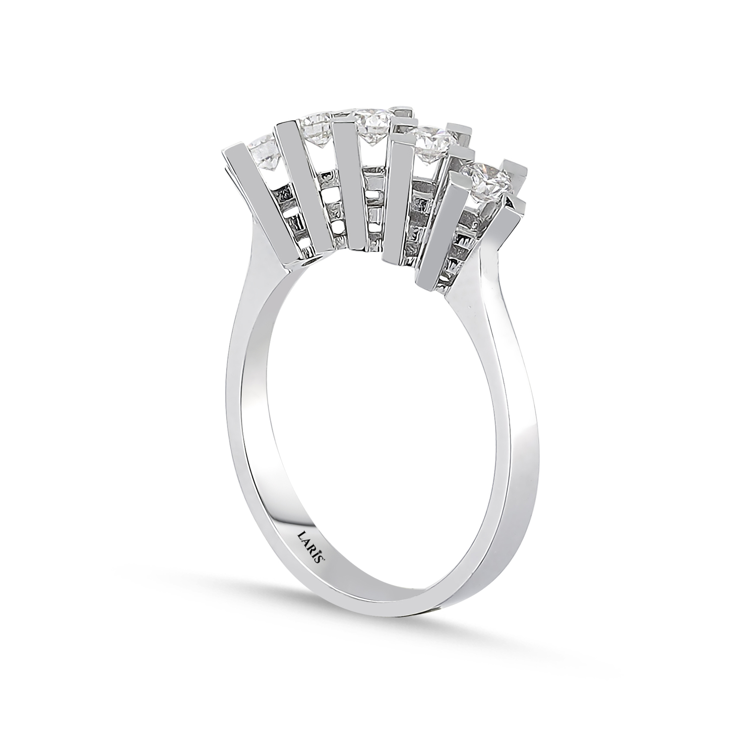 Beştaş Yüzükler 0,40 Karat Pırlanta Kare Tırnak Beştaş Yüzük