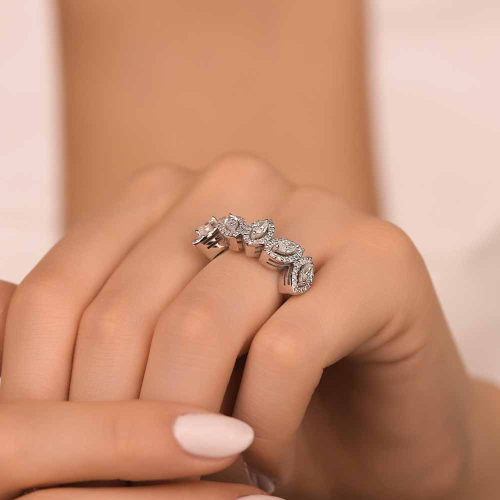 Beştaş Yüzükler 1.39 Karat Pırlanta Özel Tasarım Markiz Kesim Beştaş Yüzük