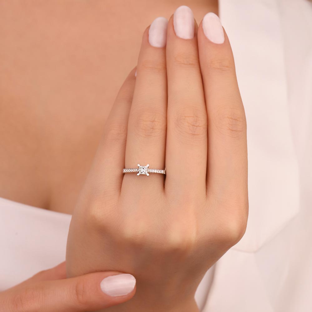 Tektaş Yüzükler 0,35 Karat Pırlanta Prenses Kesim Tektaş Yüzük