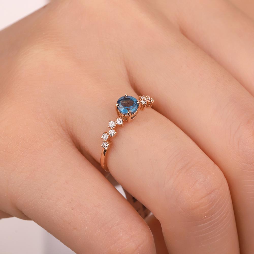 Vintage Yüzükler 0,73 Karat Pırlanta Vintage London Blue Topaz Yüzük