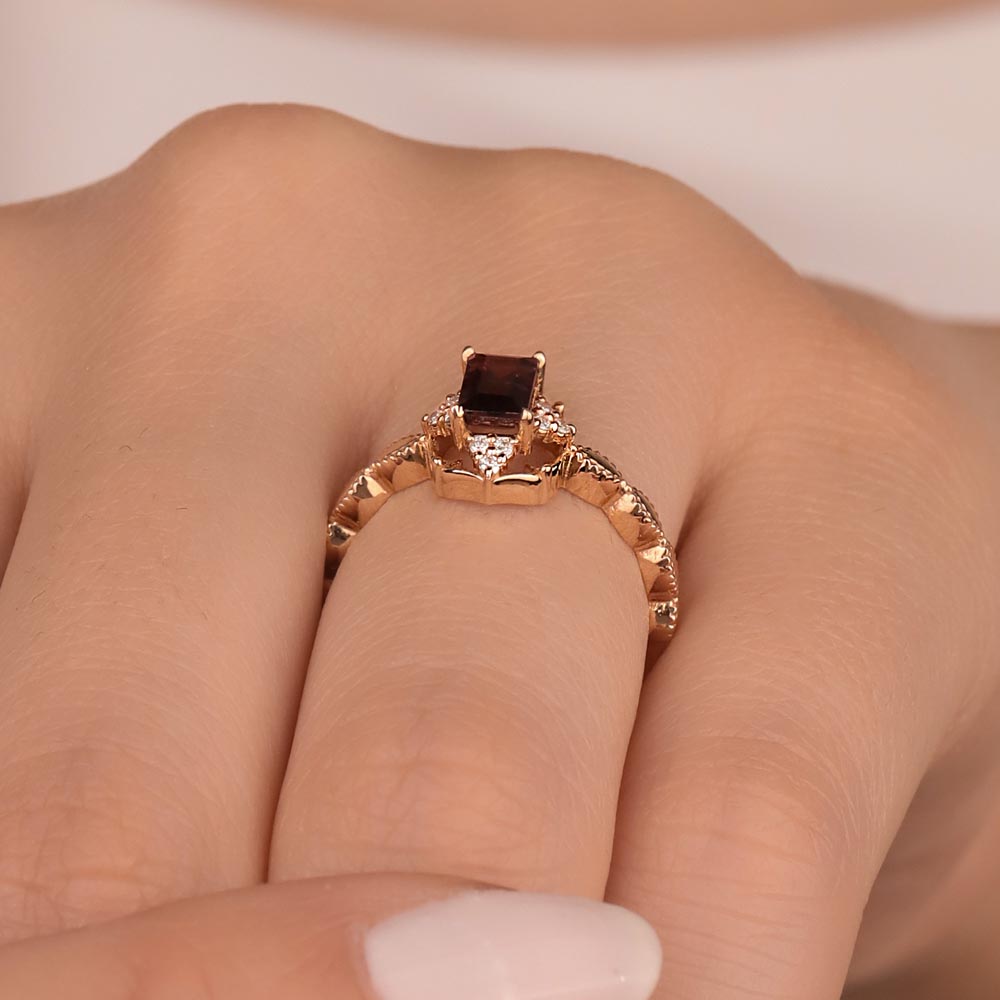 Vintage Yüzükler 0,78 Karat Pırlanta Vintage Rhodolite Yüzük