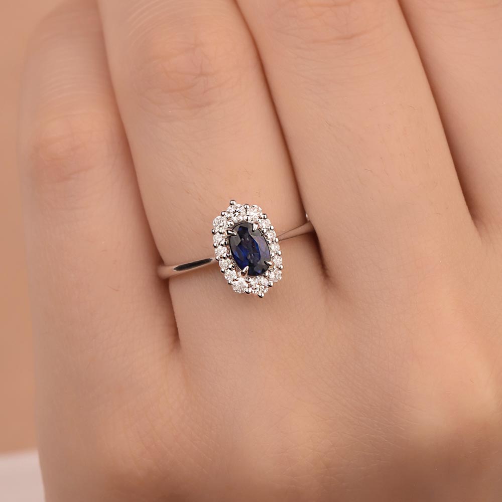Safir Yüzükler 0.95 Karat Pırlanta Oval Royale Safir Yüzük