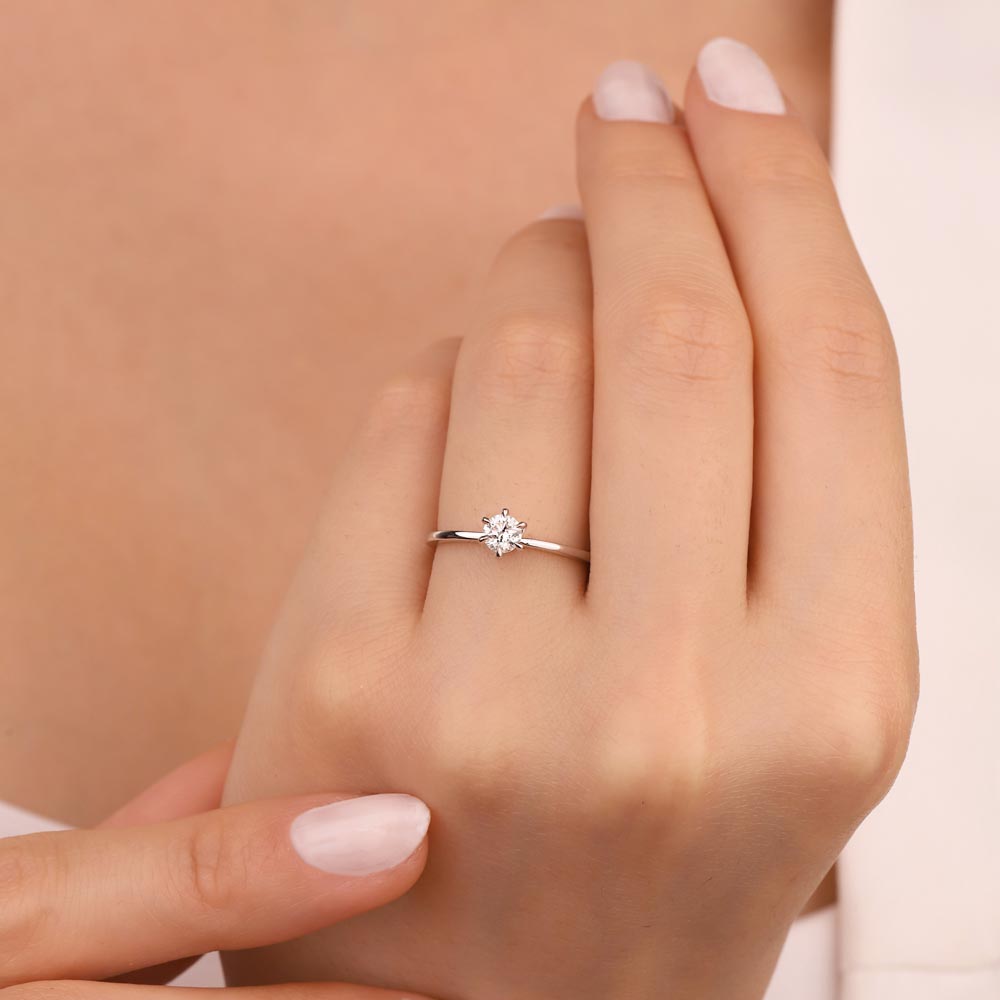 Tektaş Yüzükler 0.50 Karat Pırlanta Tiffany Forever Tektaş Yüzük