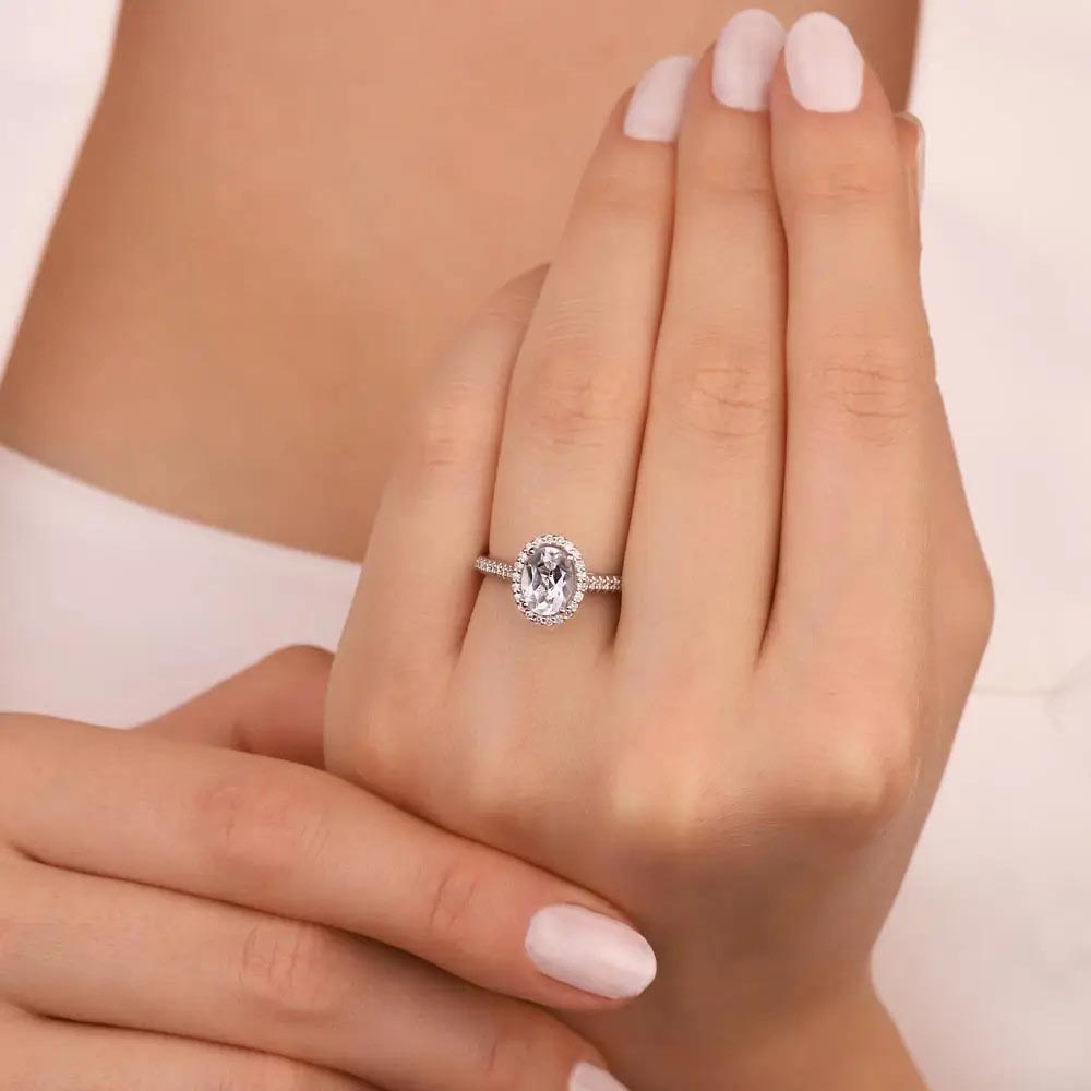 Renkli Taşlı Yüzükler 1.30 Karat Pırlanta Beyaz Topaz Tektaş Yüzük