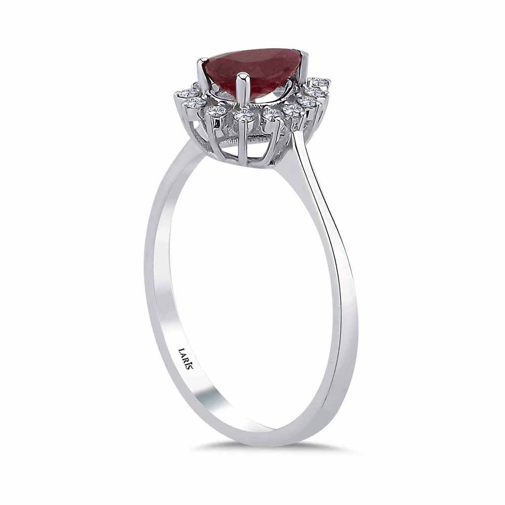 0,91 Karat Pırlanta Damla Kesim Stern Yakut Yüzük