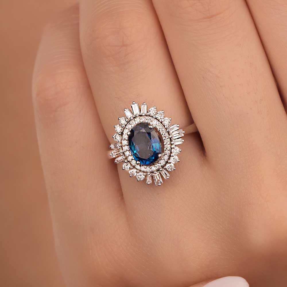 Safir Yüzükler 2,10 Karat Pırlanta Oval Royale Safir Yüzük